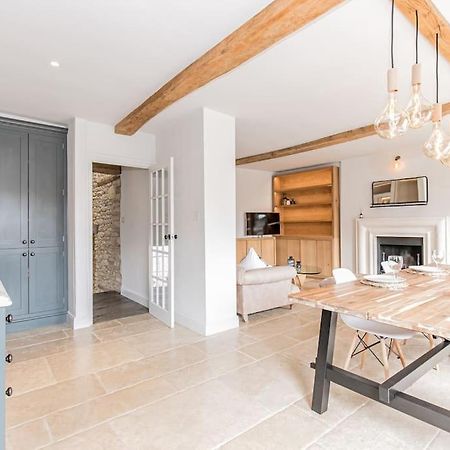 Oxfordshire Living - The Vanbrugh Apartment - وودستوك المظهر الخارجي الصورة