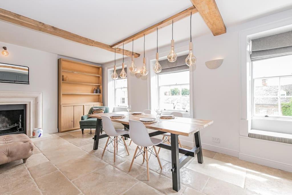 Oxfordshire Living - The Vanbrugh Apartment - وودستوك المظهر الخارجي الصورة